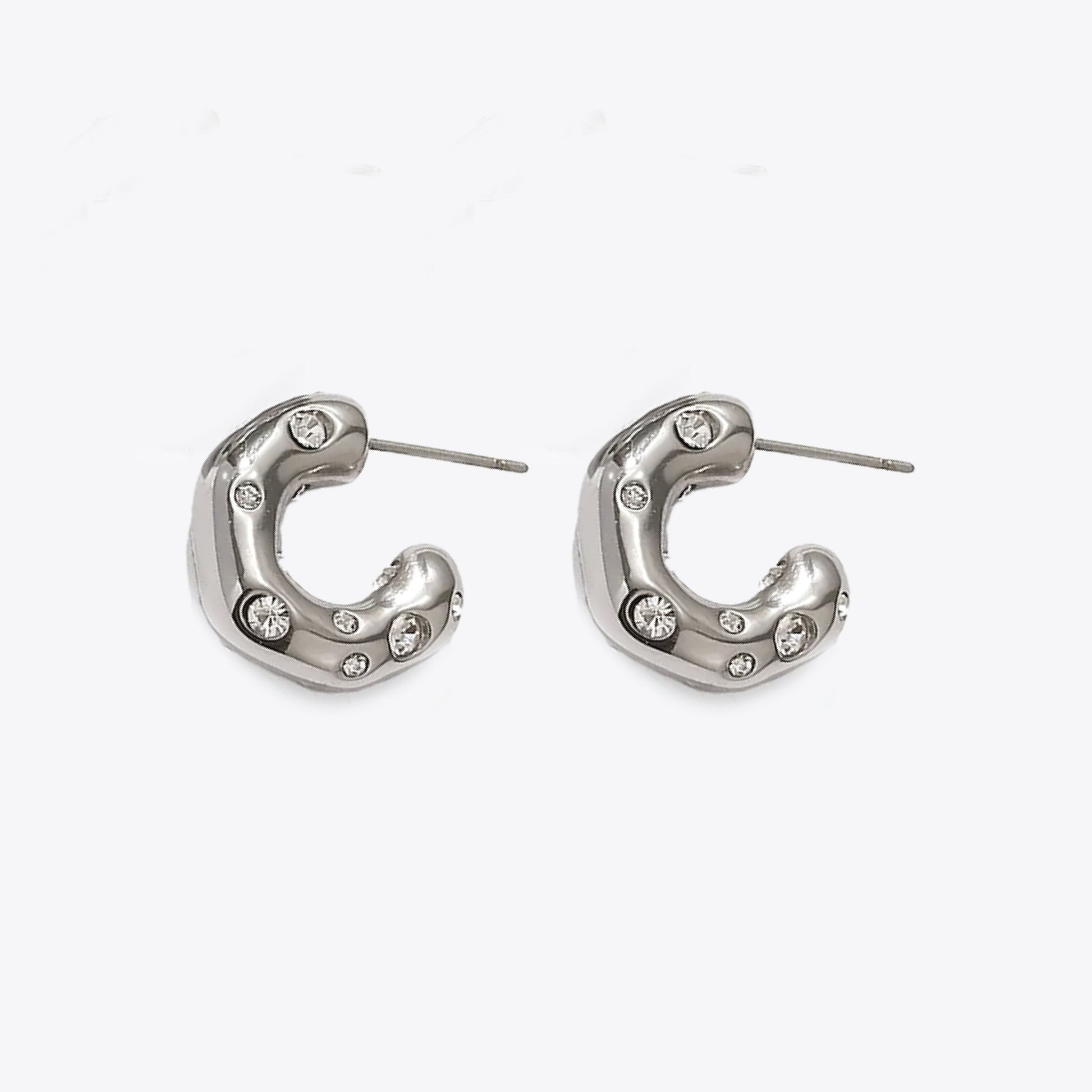 CASSIE SILVER HOOPS