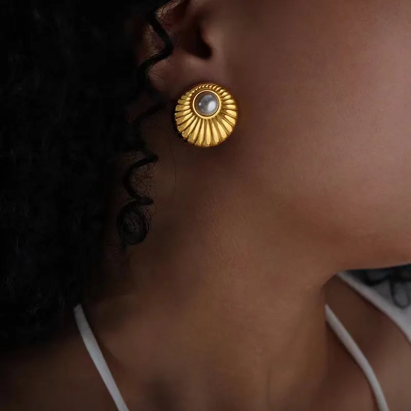 PEARLY STUDS