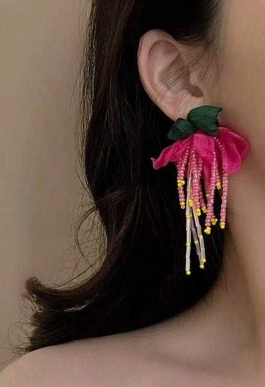 FLOWER TASSEL